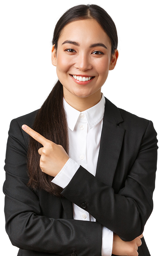 Imagem de uma mulher morena vestindo blazer apontando para a esquerda.